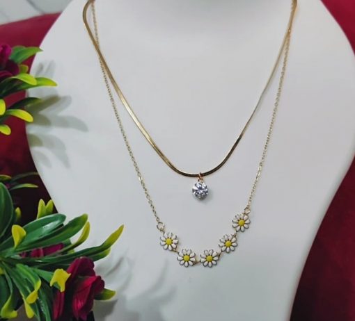 White Flower Necklace